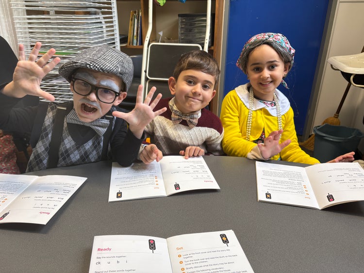 Graphic of 100 days of Kindergarten